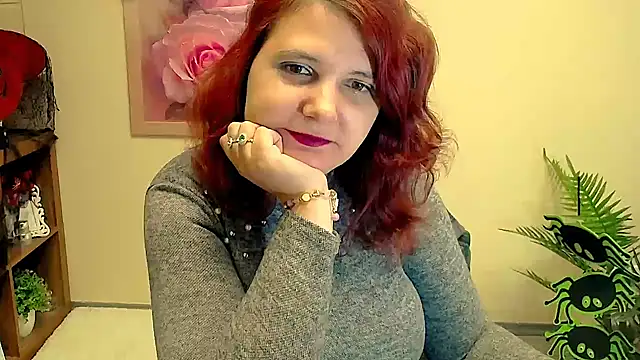 TwoBigSuns online show from October 17, 2025, 7:33 am