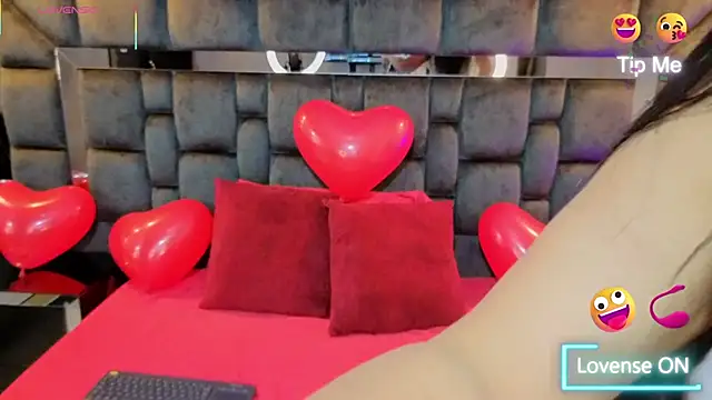 Snapshot of Aniajoness_ chatting on February 14, 2026, 4:23 am Aniajoness online show from February 14, 2026, 4:23 am