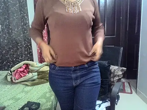 Meri Cutie Pie online show from November 29, 2025, 6:19 pm