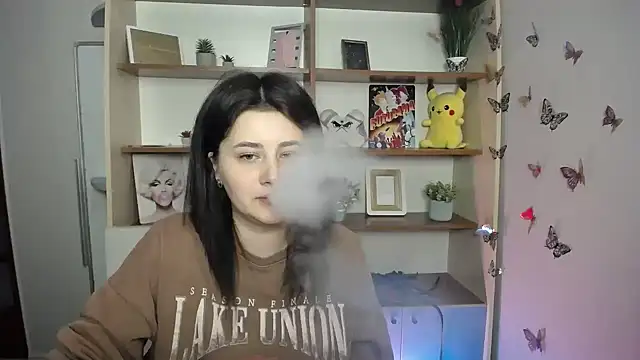 Katrin kiss  online show from April 7, 2026, 10:28 am