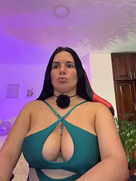 carol cruz133 online show from May 6, 2026, 11:31 pm