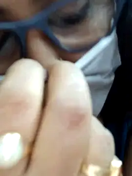 nisha 1110 online show from November 7, 2025, 2:43 pm