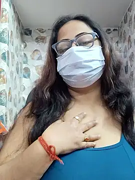 nisha 1110 online show from January 12, 2026, 1:40 pm