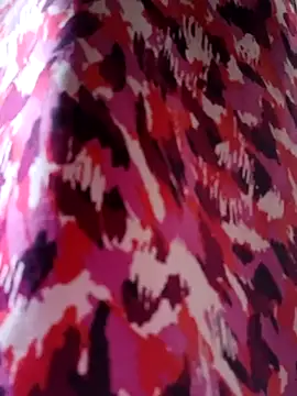 yaneth  online show from November 30, 2025, 1:56 pm