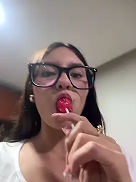 Katie rawwww online show from September 27, 2025, 11:44 pm