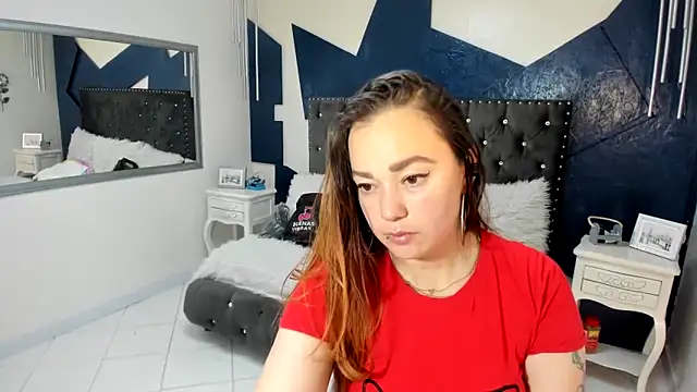 Tammy parker  online show from October 10, 2025, 5:08 am