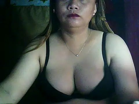 yuana25 online show from April 5, 2026, 8:21 am