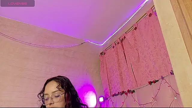 Snapshot of manumeow1 chatting on May 22, 2026, 12:19 am manumeow1 online show from May 22, 2026, 12:19 am