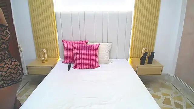 WildScarlet online show from March 13, 2026, 3:17 pm