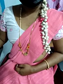 Snapshot of lolida69thamil chatting on February 9, 2026, 5:27 am lolida69thamil online show from February 9, 2026, 5:27 am