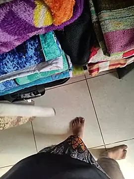 Snapshot of dhruve2010 chatting on November 25, 2025, 9:20 am dhruve2010 online show from November 25, 2025, 9:20 am