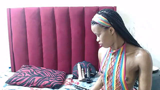 SexyChantyBabe25 online show from October 1, 2025, 1:55 am