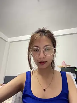 Lil-Gi online show from March 31, 2026, 3:36 pm