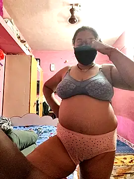 biggbobbsgirl online show from March 23, 2026, 5:35 pm