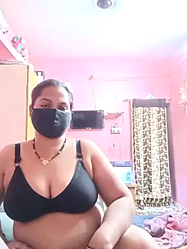 biggbobbsgirl online show from January 5, 2026, 6:00 pm