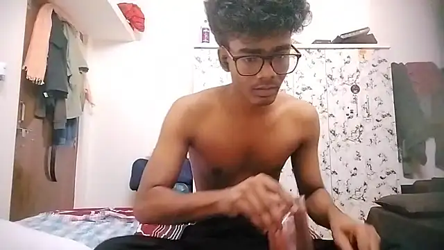 Snapshot of Rahulisagoodguy chatting on September 25, 2025, 5:19 pm Rahulisagoodguy online show from September 25, 2025, 5:19 pm