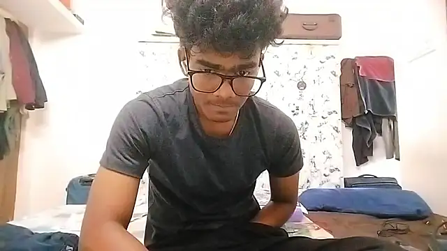 Snapshot of Rahulisagoodguy chatting on November 7, 2025, 10:53 am Rahulisagoodguy online show from November 7, 2025, 10:53 am