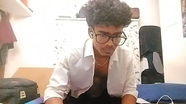 Snapshot of Rahulisagoodguy chatting on November 1, 2025, 1:49 pm Rahulisagoodguy online show from November 1, 2025, 1:49 pm