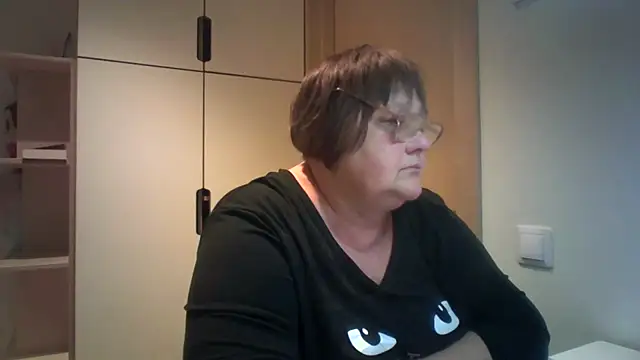 rewa666 online show from October 6, 2025, 4:52 pm