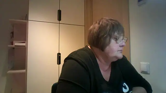 rewa666 online show from October 8, 2025, 4:29 pm