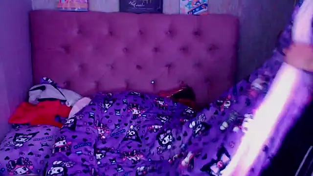 laurenelove online show from September 10, 2025, 2:16 pm