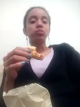 Snapshot of TerryGreenwood chatting on February 4, 2026, 1:06 pm TerryGreenwood online show from February 4, 2026, 1:06 pm