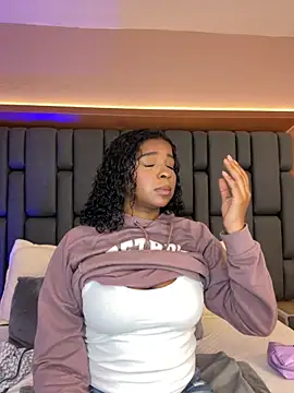 LisaMendez online show from September 26, 2025, 10:49 pm