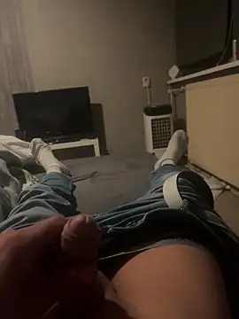 alfarolemmer online show from April 13, 2026, 7:18 pm