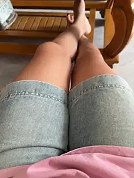 sharon-Hanna online show from February 15, 2026, 1:17 am