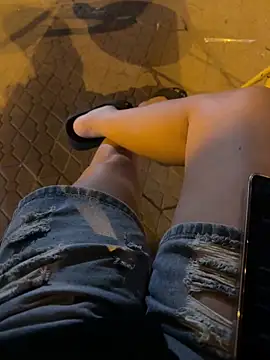 sharon-Hanna online show from December 16, 2025, 2:54 pm