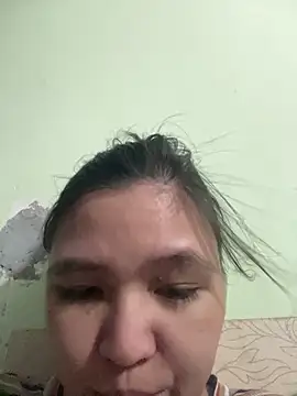 Snapshot of Nanaly99 chatting on November 18, 2025, 3:26 pm Nanaly99 online show from November 18, 2025, 3:26 pm