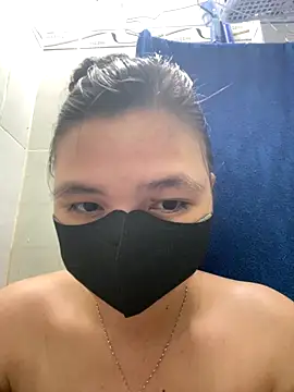 Snapshot of Nanaly99 chatting on November 19, 2025, 3:34 pm Nanaly99 online show from November 19, 2025, 3:34 pm