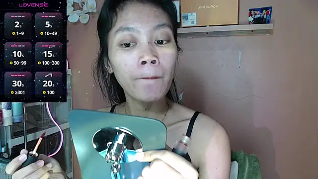 skinny gracie online show from March 15, 2026, 1:51 pm