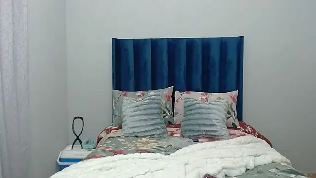 Candycrush2555 online show from March 27, 2026, 3:59 am