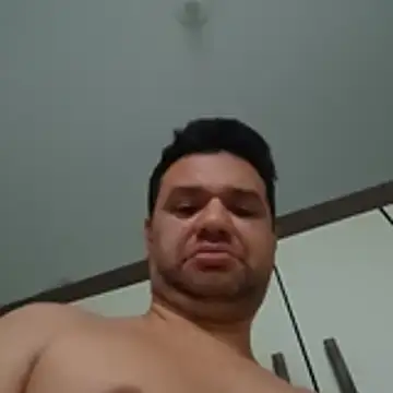 Snapshot of Crocante_Hot chatting on April 21, 2026, 10:22 am Crocante Hot online show from April 21, 2026, 10:22 am