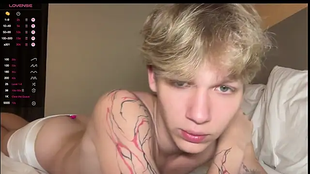 walter cute online show from April 16, 2026, 4:52 pm