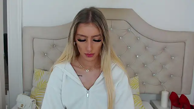 NatalieSensual online show from November 23, 2025, 10:47 am