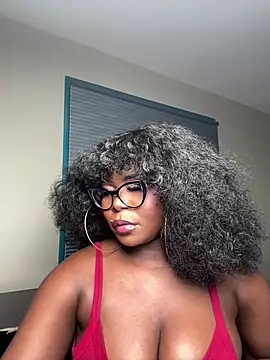 WomanNextdoor1 online show from May 26, 2026, 6:55 am
