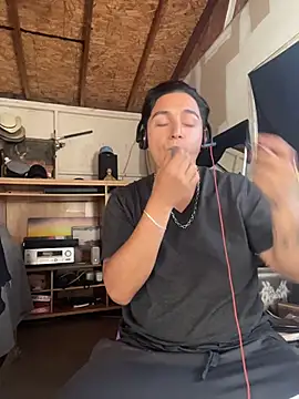 Snapshot of Shankortiz chatting on February 14, 2026, 4:40 pm Shankortiz online show from February 14, 2026, 4:40 pm