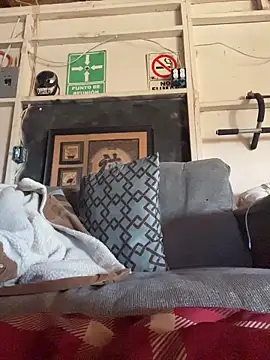 Snapshot of Shankortiz chatting on December 19, 2025, 5:26 pm Shankortiz online show from December 19, 2025, 5:26 pm