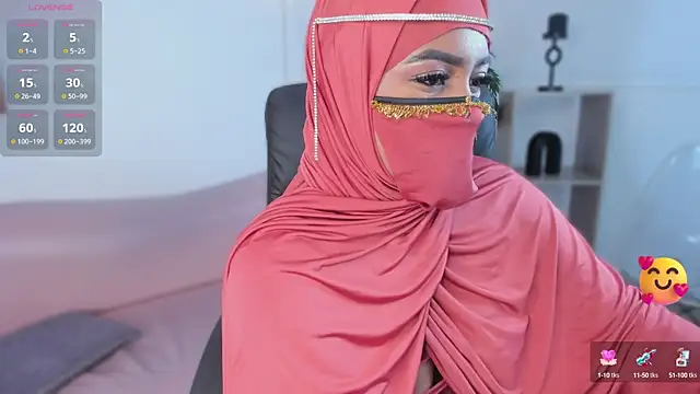 yasmin elite online show from October 14, 2025, 9:43 am