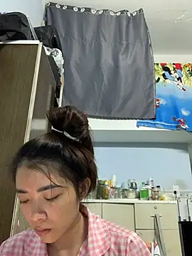 Minee1202 online show from June 10, 2026, 1:07 am