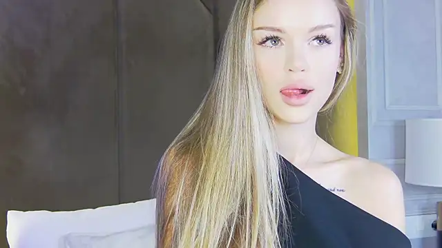 MarilynNova online show from August 4, 2026, 5:56 am