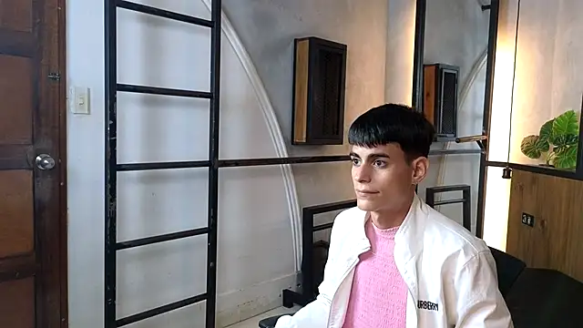 Dani mc1 online show from December 19, 2025, 11:34 am