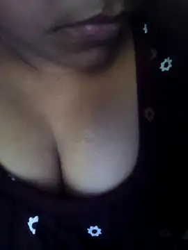 Exotic-bhabhi online show from April 4, 2026, 11:28 am