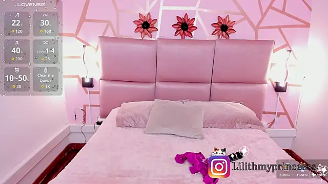 Snapshot of lilithSoul_ chatting on September 17, 2025, 11:34 am lilithSoul online show from September 17, 2025, 11:34 am
