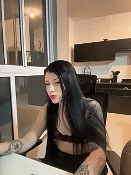 Privad ravenna online show from February 3, 2026, 2:53 am