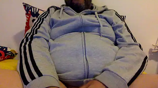 steve669 hot online show from October 25, 2025, 7:58 pm