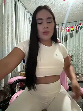 laure torres online show from July 23, 2026, 1:58 am