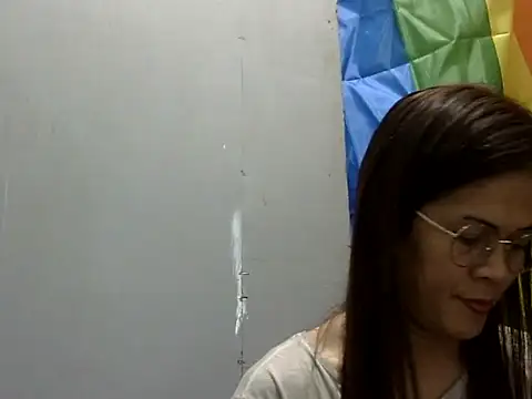 juicycum069 online show from October 29, 2025, 11:03 pm